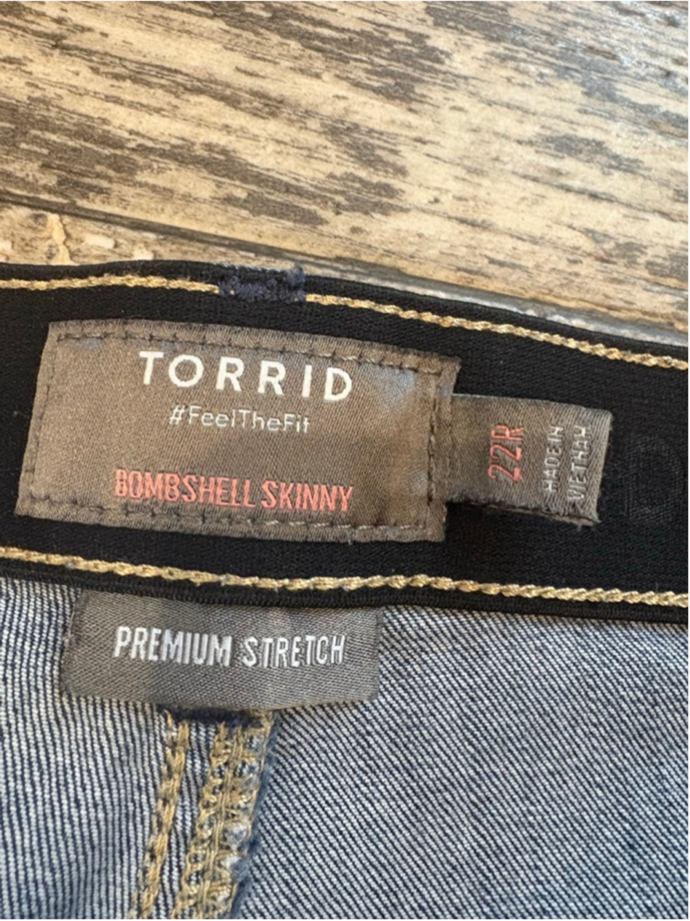 Torrid Bombshell Skinny Jeans 22R Premium Stretch Exposed Button Fly High Rise - Picture 4 of 8